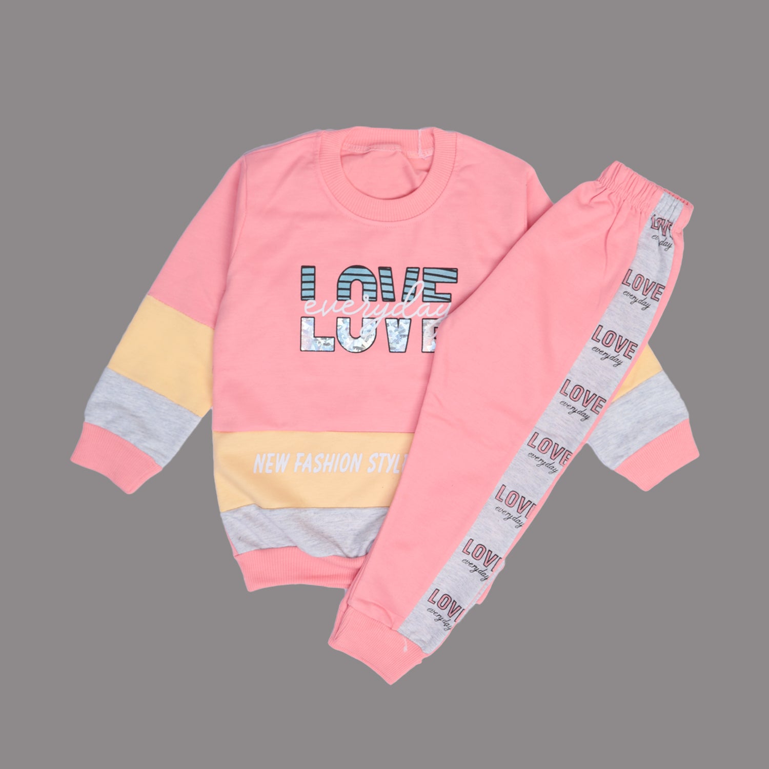 BABY PINK SWEATSHIRT WITH TROUSER LOVE PRINTED SUIT FOR GIRLS